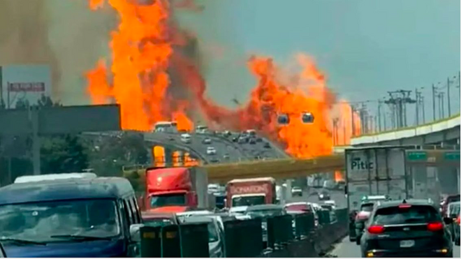 Iglesia pide oraciones por víctimas tras explosión de pipa de gas en Ciudad de México.