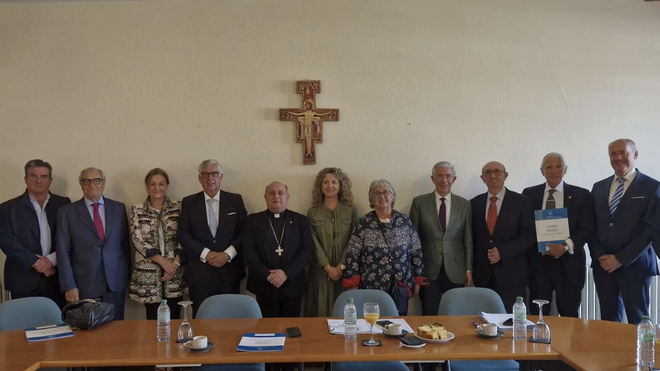 El arzobispo compostelano presidió la reunión preparatoria
