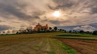 ¿Faltan curas o faltan comunidades?