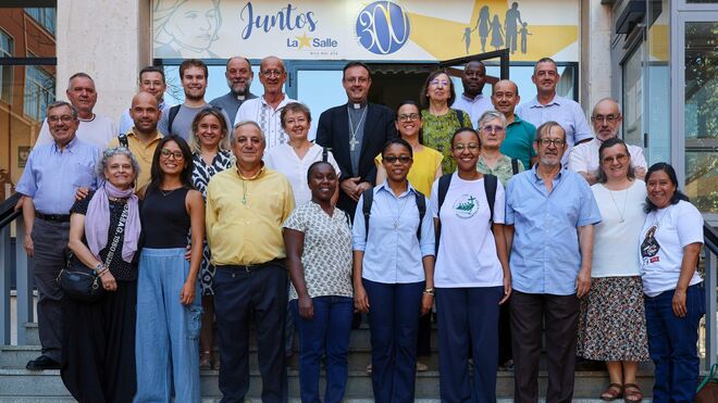 Los misioneros también vuelven 'a la Escuela'