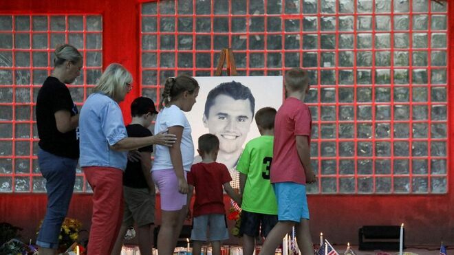 Una vigilia en memoria de Charlie Kirk en Utah