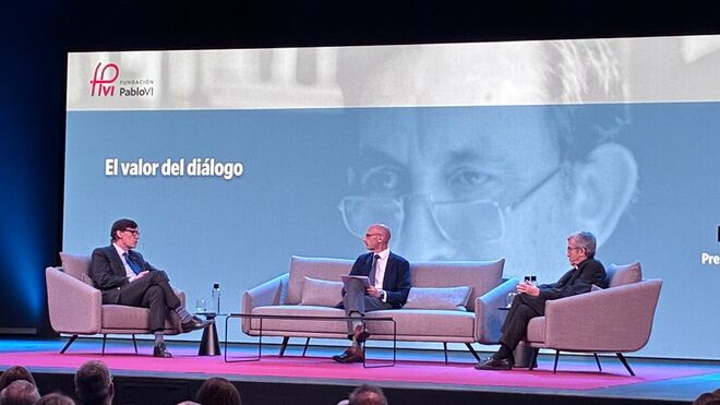 Salvador Illa y Luis Argüello, durante la conversación
