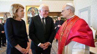 León XIV recibe a Frank-Walter Steinmeier y a su esposa Elke