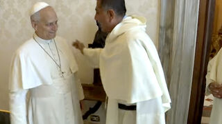 Lray Leoncio Osvaldo Vivar Martinez recibido por León XIV