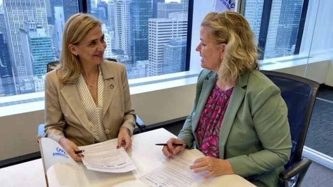 S.A.R. la Infanta Doña Cristina, directora del Área Internacional de la Fundación ”la Caixa” i Kelly T. Clements, Alta Comisionada Adjunta de ACNUR