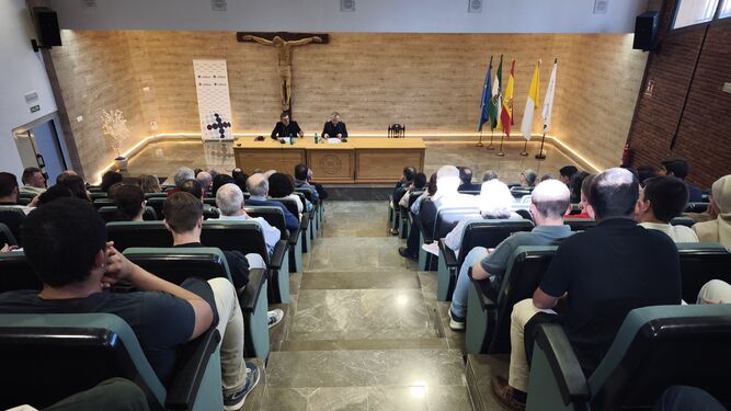 Conferencia de monseñor Pagazzi en Loyola