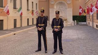 Guardia Suiza. Nuevo uniforme de gala