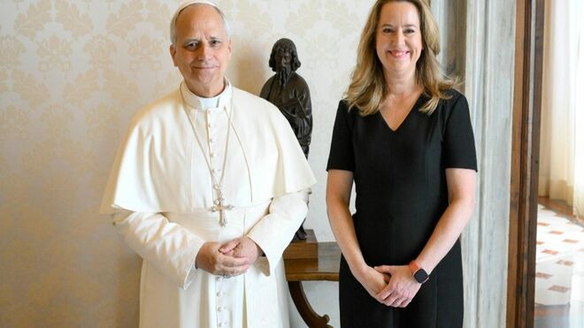 León XIV y Amy Pope, directora general de la OIM