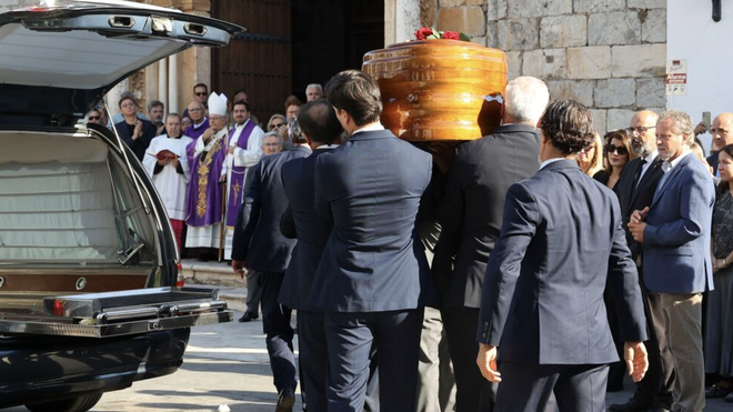 Funeral de Guillermo Fernández Vara en Olivenza