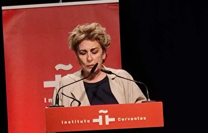 Isabel Ordaz. actriz en acto religiones y culturas contra el genocidio