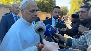 El Papa, a la salida de Castel Gandolfo