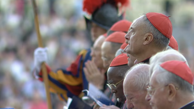 Cardenales ante el pueblo