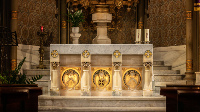 Altar del santuario del Sagrado Corazón de Tarragona