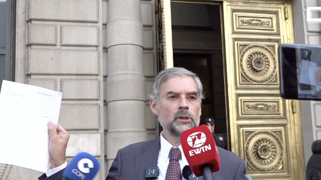 José Castro Velarde, a las puertas del Congreso