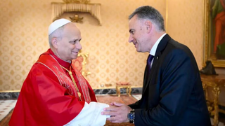 León XIV y Yamandú Orsi, presidente de Uruguay