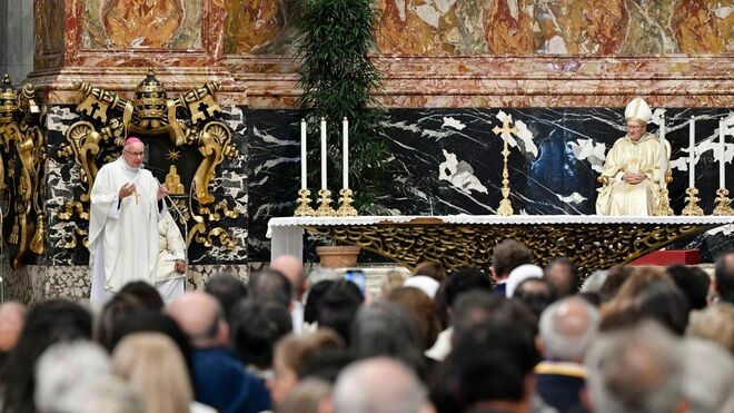 El arzobispo de Caracas, Mons. Raúl Biord, dirigió palabras de agradecimiento al final de la misa (@Vatican Media)