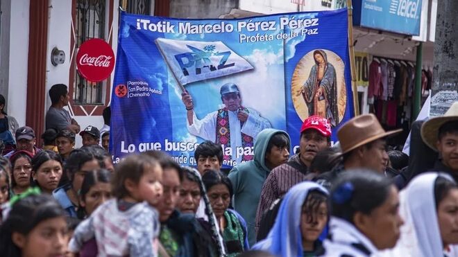 Marcha en Chiapas en memoria del padre Marcelo Pérez