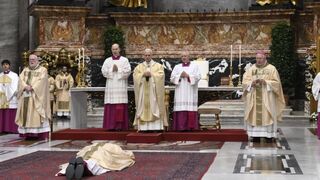 León XIV en la ordenación episcopal de monseñor Wachowsky