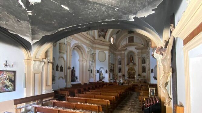 Interior convento de las Concepcionistas tras el incendio