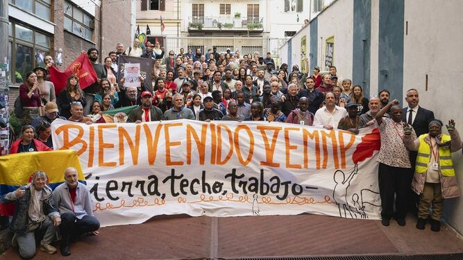 Participantes en el V Encuentro Mundial de Movimientos Populares 2025