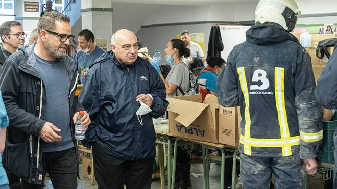 Arzobispo Benavent visitando los lugares afectados por la dana