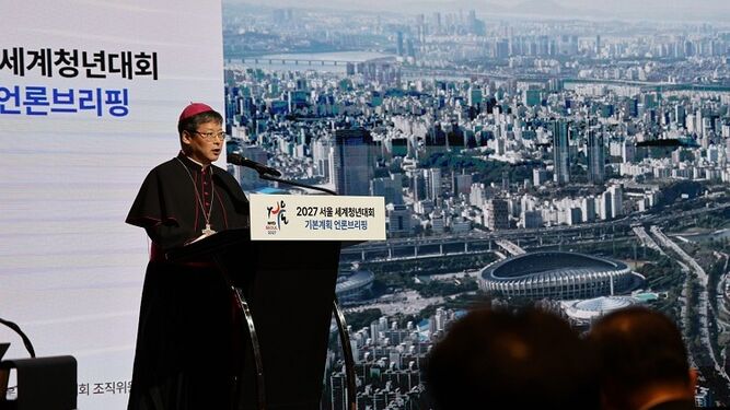 Mon. Paul Kyung-sang Lee