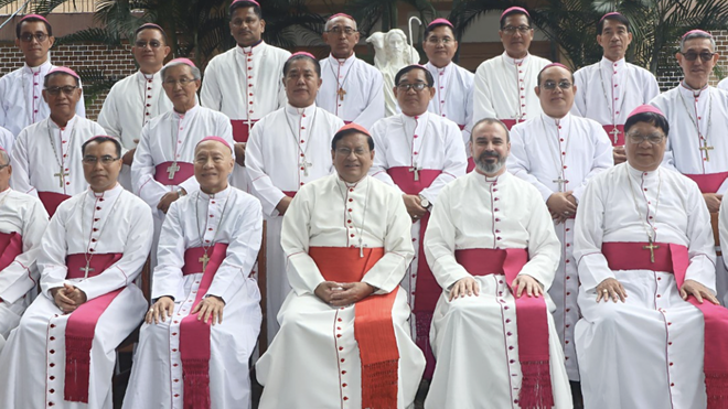 Miembros de la Conferencia Episcopal de Myanmar