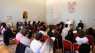 reunión del Papa con miembros del IYAB