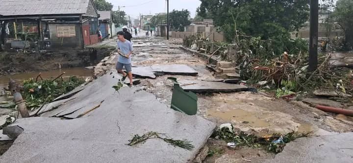 calles destruidas por el huracan