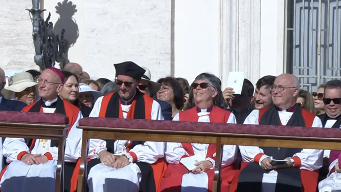 La delegación anglicana