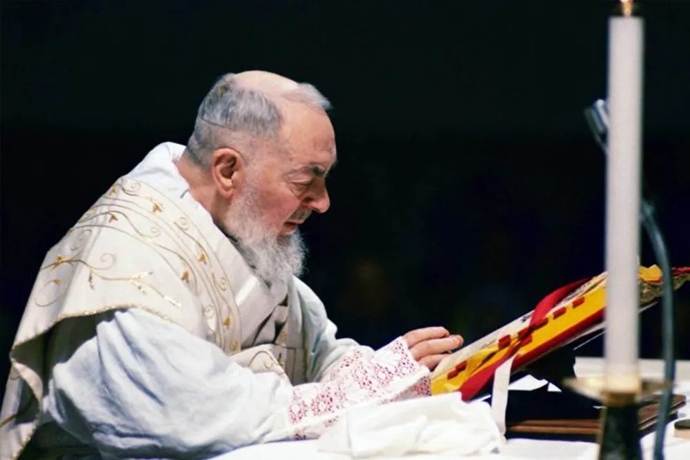 san Pio de Pietrelcina