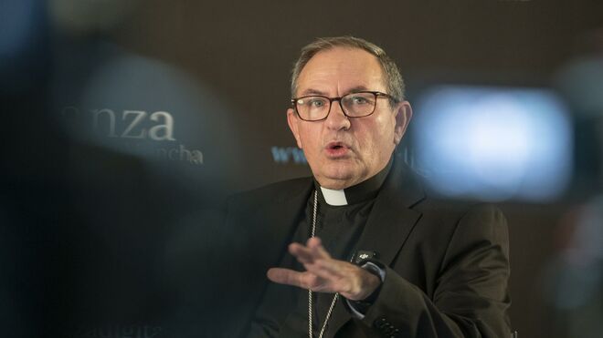 Abilio Martínez Varea, durante el coloquio