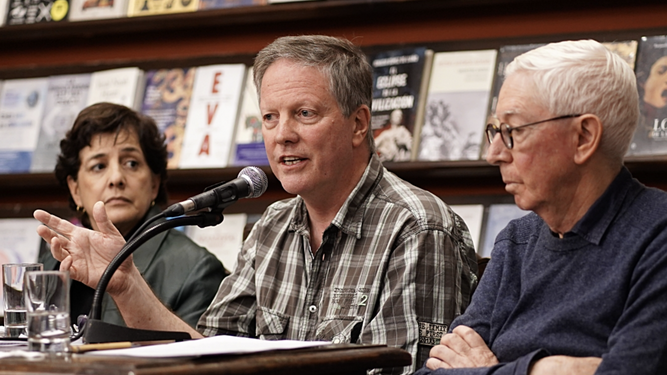 Martin Scheuch, en el centro