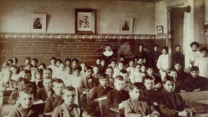 Internado católico indígena de las Franciscanas de la Adoración Perpetua en Wiscosin EEUU