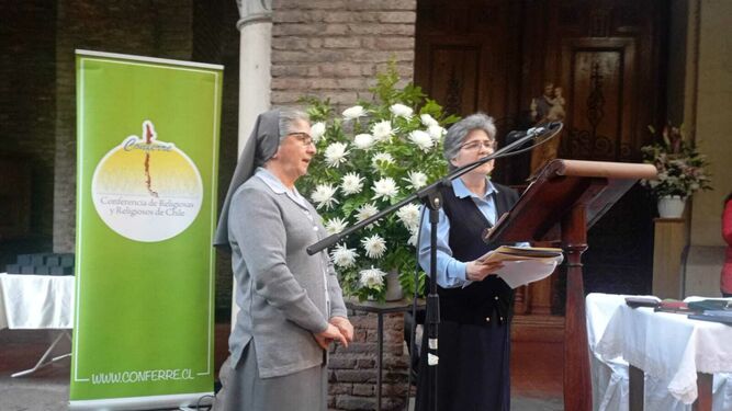 Conferre Hna Claudia González