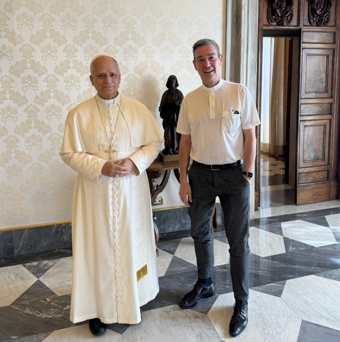 León XIV y Bertomeu