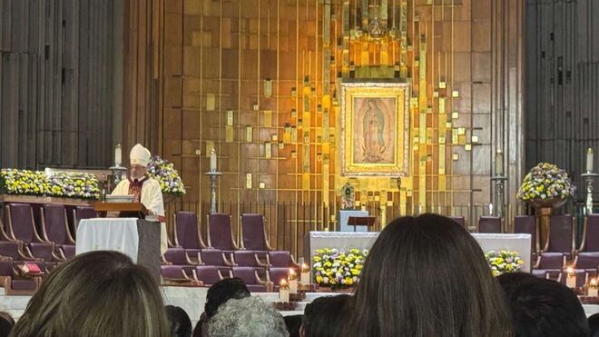 Misa por las víctimas de suicidio en México. Basílica de Guadalupe.