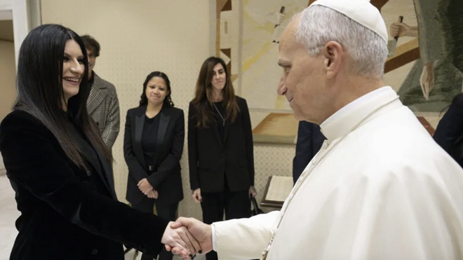 Laura Pausini, con el Papa León XIV