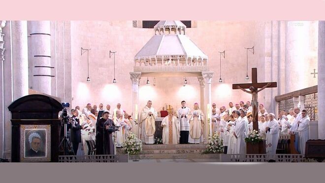 Santa misa presidida por el Cardenal Marcello Semeraro