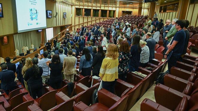 Encuentro de jóvenes de Scholas en el Aula Nueva del Sínodo