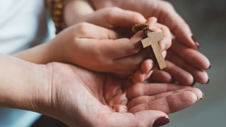 Preocupa a la Arquidiócesis Primada de México el alza de suicidios entre jóvenes y adultos