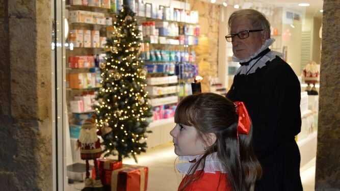 Participantes en la procesión de todas las edades