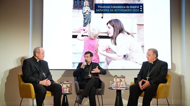 Cobo y García Beltrán en la presentación de la Memoria