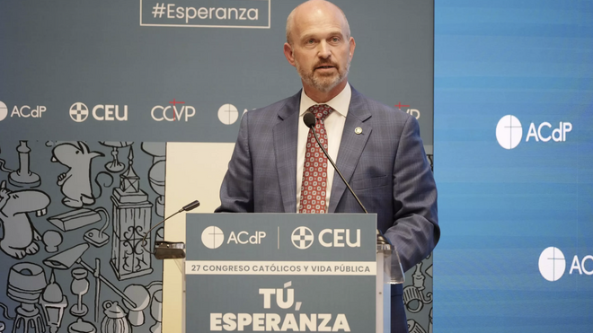 Kevin Roberts, durante su conferencia