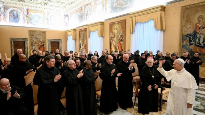 El Papa, con los siervos de María