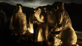 Migrantes ilegales tras cruzar la frontera entre EUU y México