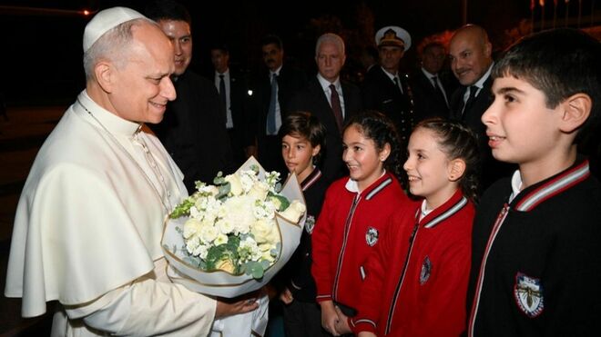 Recibimiento a León XIV en Estambul