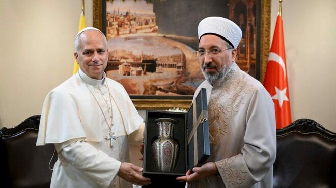 León XIV se reúne con el presidente de Asuntos Religiosos de Turquía, Safi Arpaguş