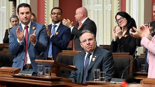 El Gobierno de Quebec endurecerá la política contra los signos religiosos