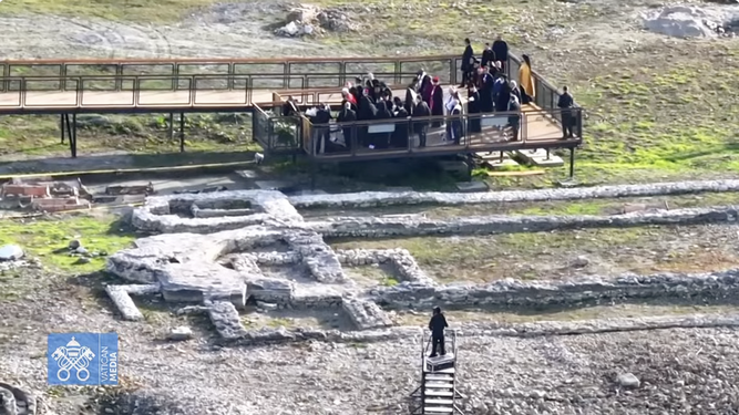 El Papa y otros líderes religiosos en Nicea